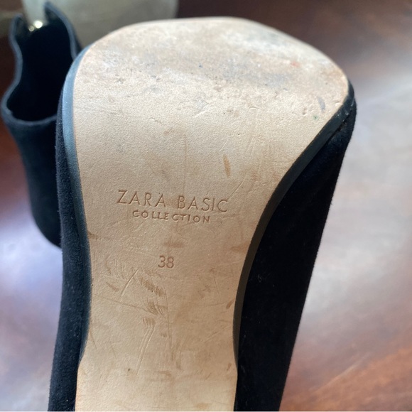 Zara High Heel Booties Black Suede Gold Zipper Front Women's Size 38 (US 7.5) - Picture 5 of 9